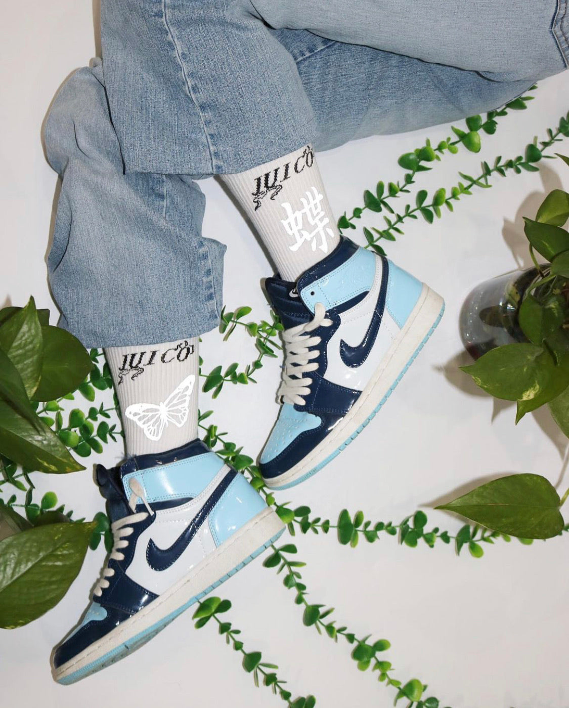 JUICO "BUTTERFLY" SOCKS