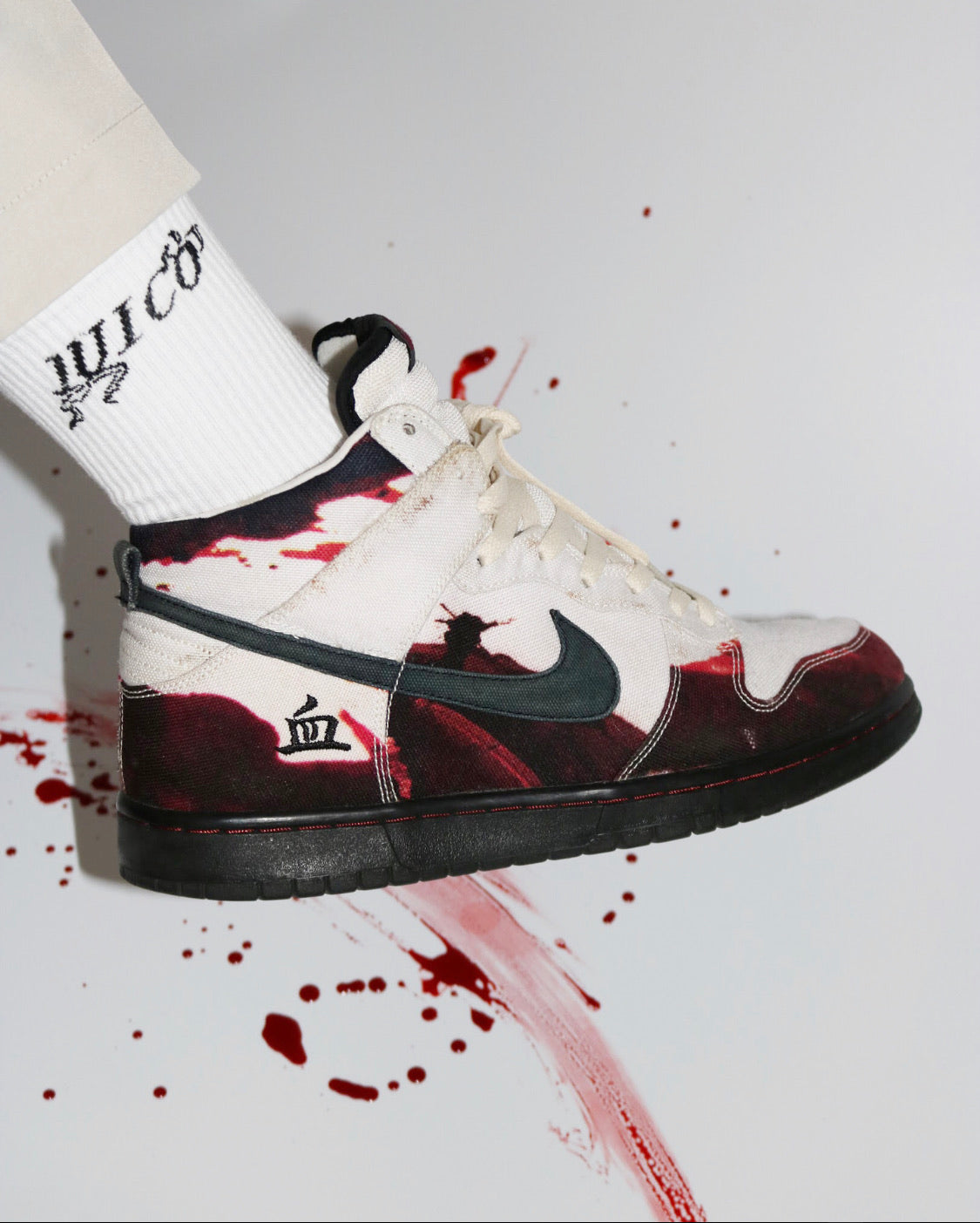 JUICO ESSENTIAL SOCKS